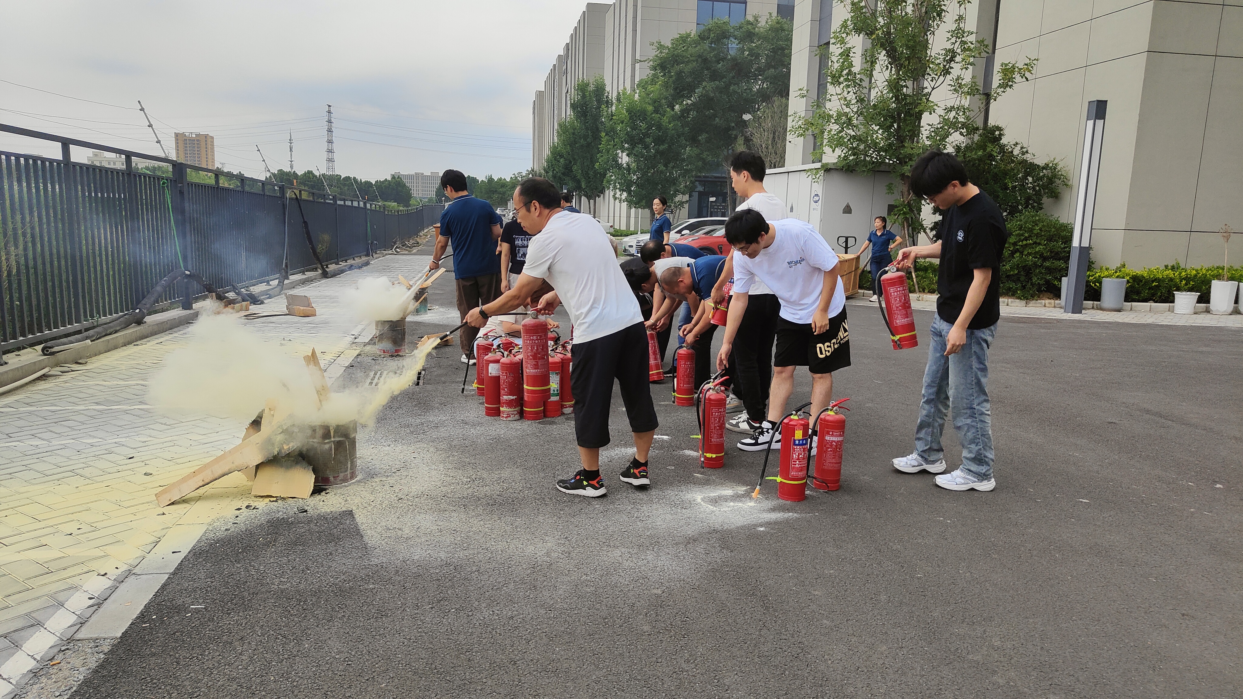 微信图片_20260626090200_636_169.jpg